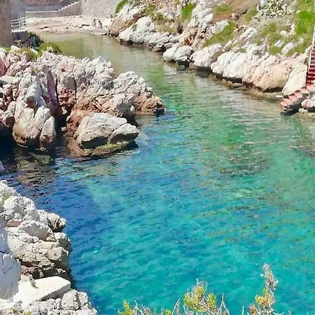 Relaxing Seahouse