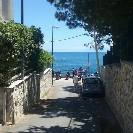 Relaxing Seahouse Santa Flavia